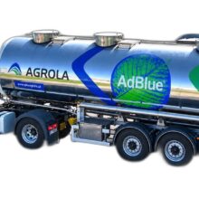 AdBlue® dostawa luzem — autocysterna AGROLA